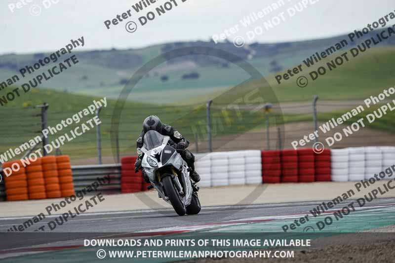 cadwell no limits trackday;cadwell park;cadwell park photographs;cadwell trackday photographs;enduro digital images;event digital images;eventdigitalimages;navarra;no limits trackdays;peter wileman photography;racing digital images;trackday digital images;trackday photos